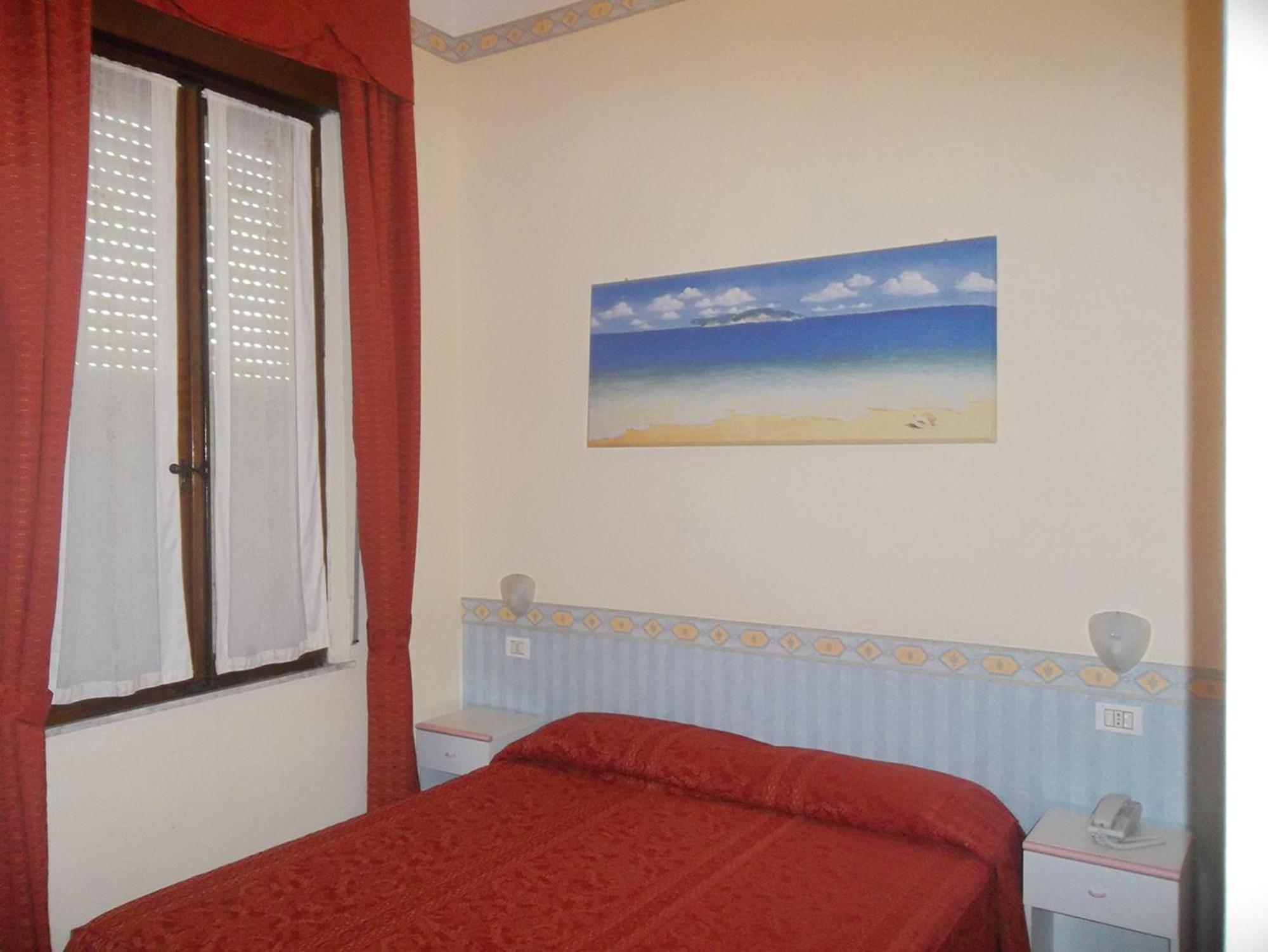 Hotel lo Squalo Grottammare Habitación foto