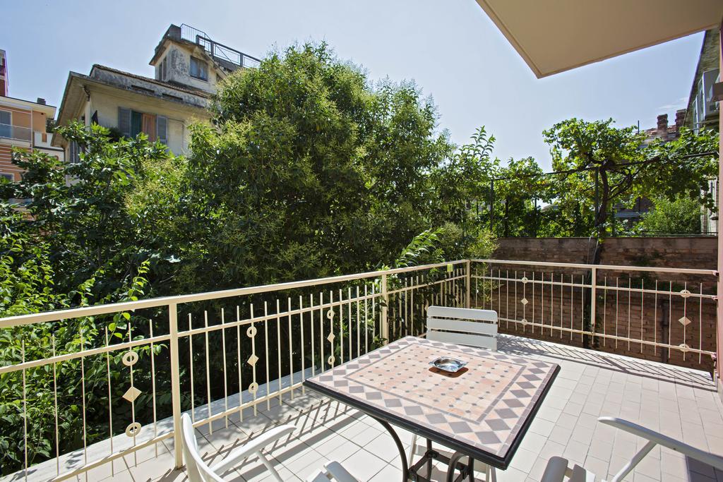 Hotel lo Squalo Grottammare Habitación foto