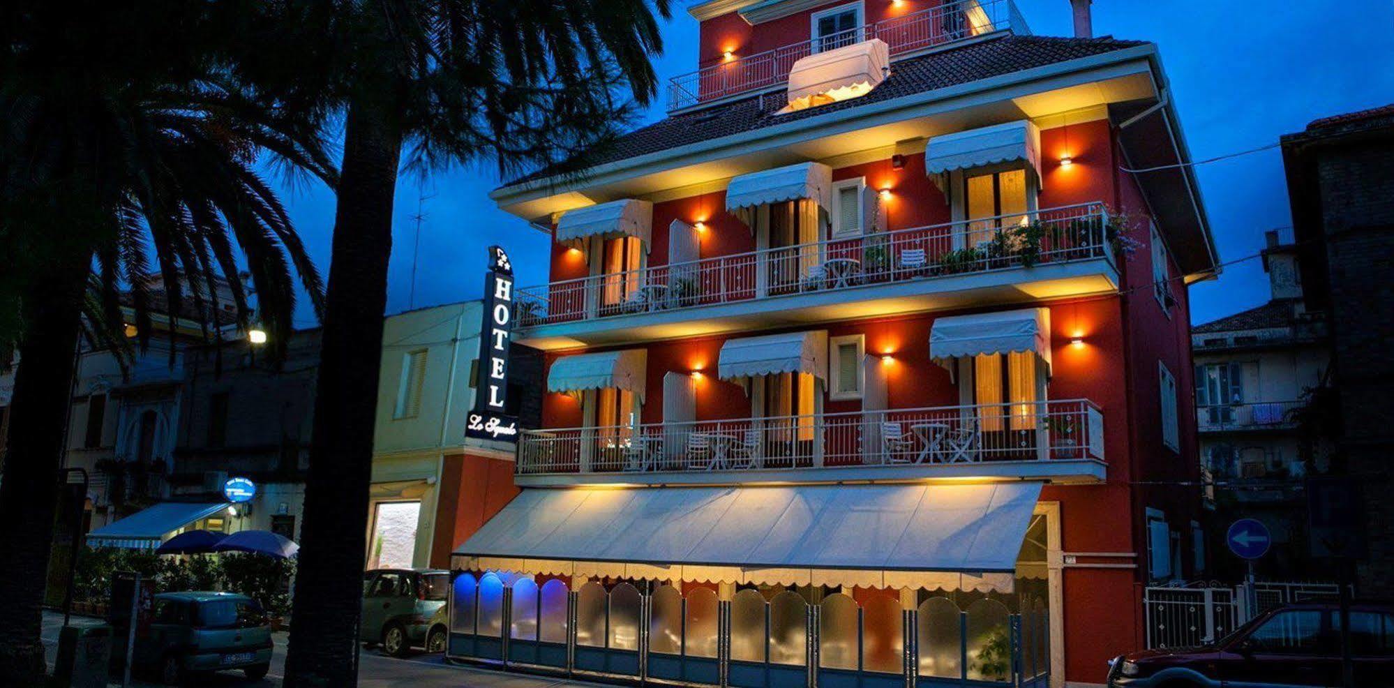 Hotel lo Squalo Grottammare Exterior foto